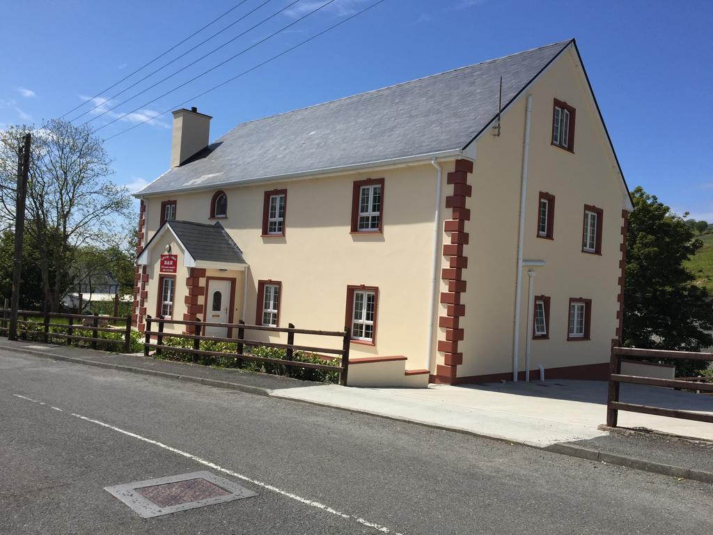 Kilcar Lodge Exterior photo